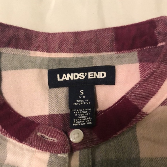 Lands’ End soft flannel pajama top in plaid - Picture 2 of 8